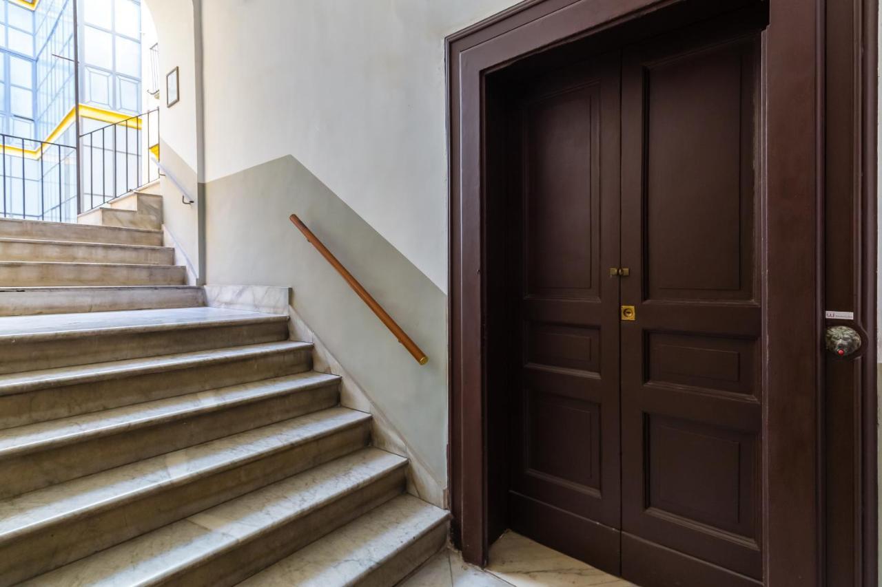 Appartamento A Santa Maria La Nova By Wonderful Italy Naples Exterior photo